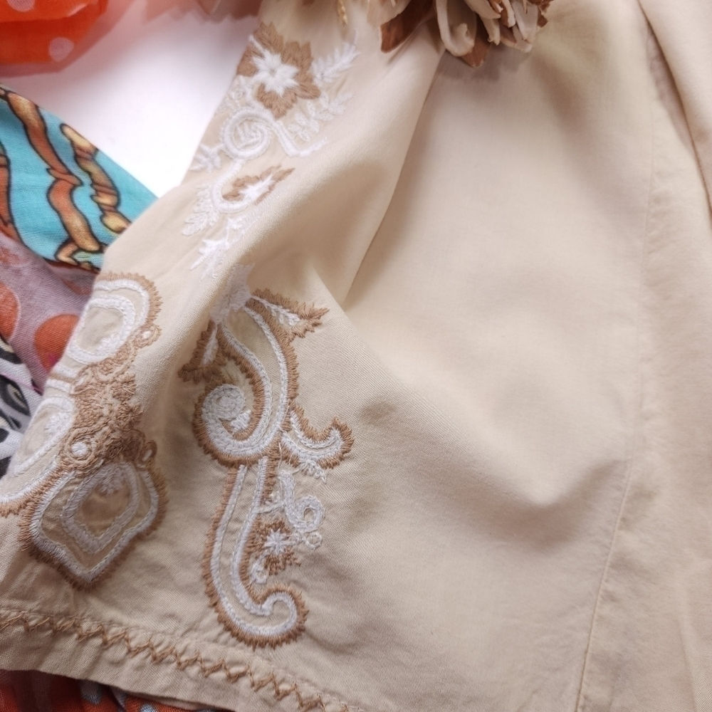 New Banana Republic Cotton Viscose Tan White Floral Embroidered Dress Sz… - Picture 10 of 14